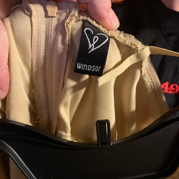 PROM DRESS - Picture 8 of 8